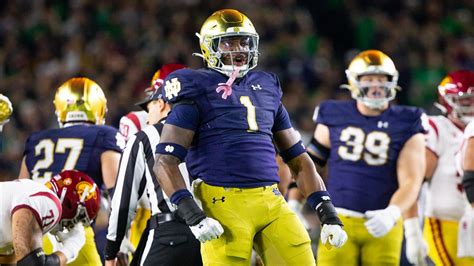 usc vs notre dame score|Notre Dame vs. USC score, takeaways: Irish defense dismantles .